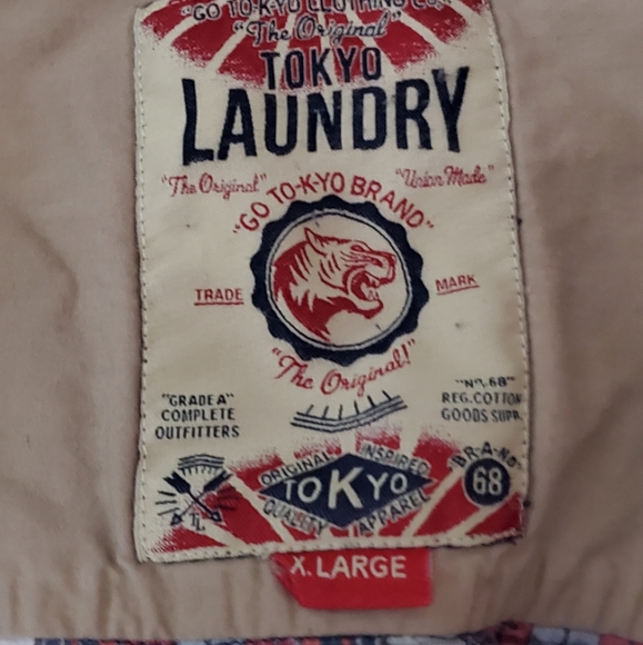 Tokyo Laundry Button Tee - Picture 3 of 3